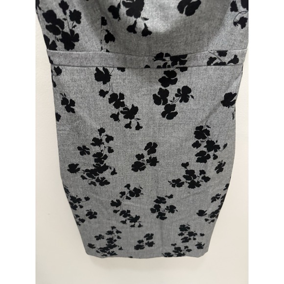 Ann Taylor Grey Black Floral Sheath Dress Size 4 - Picture 3 of 9